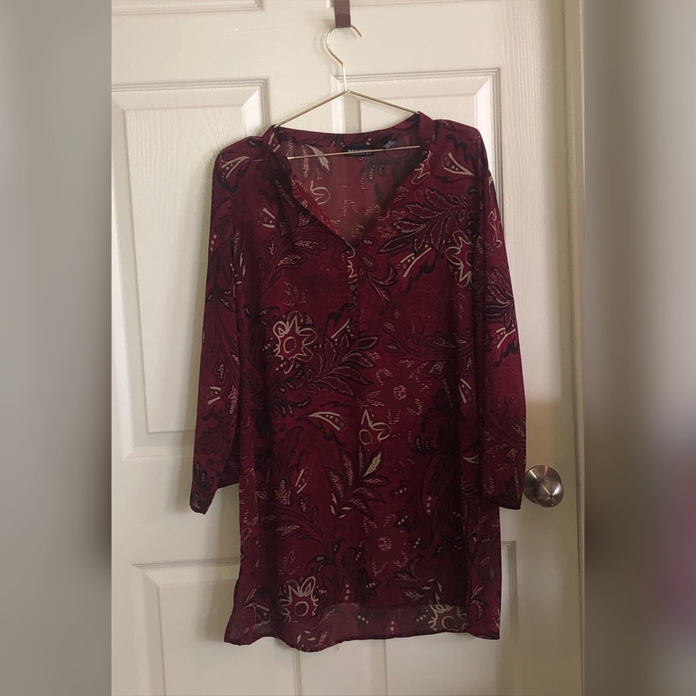 New York & Company Burgundy floral blouse
